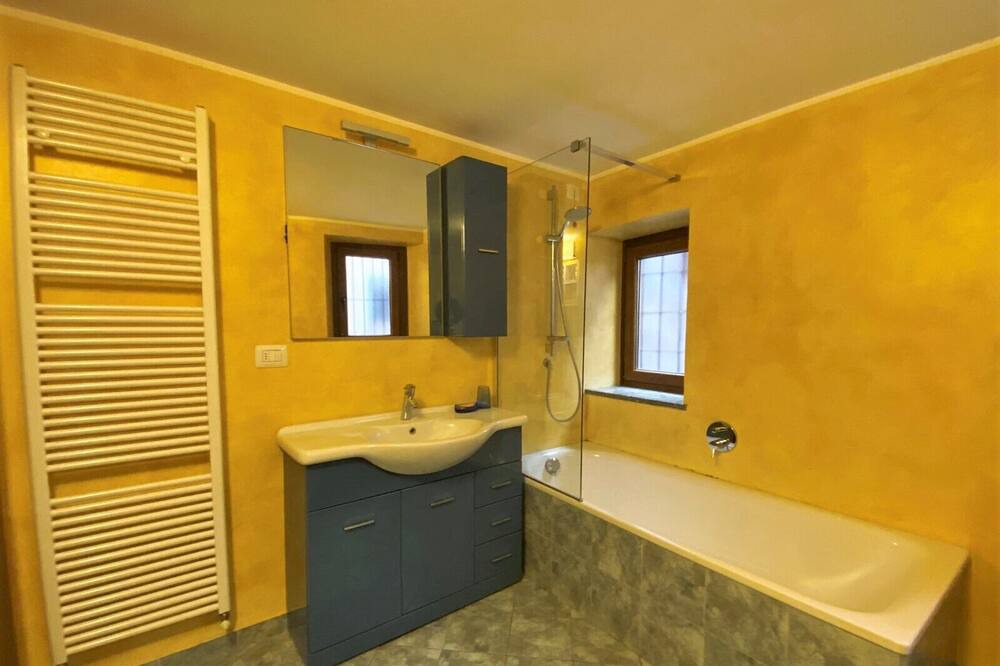 Photo of Bathroom in Brienno
