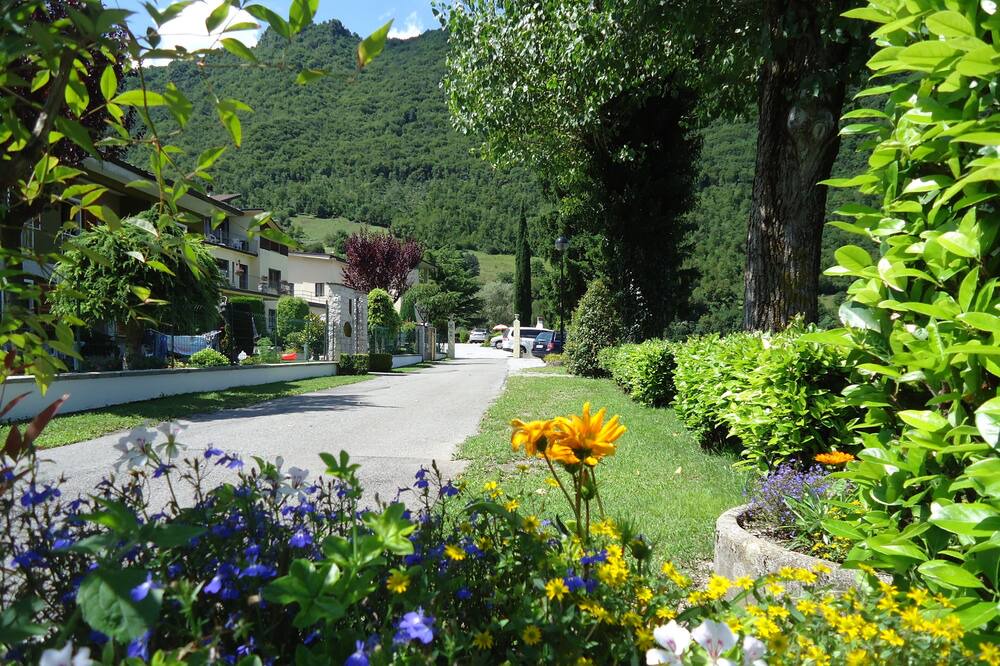 Photo of Outdoor in Idro