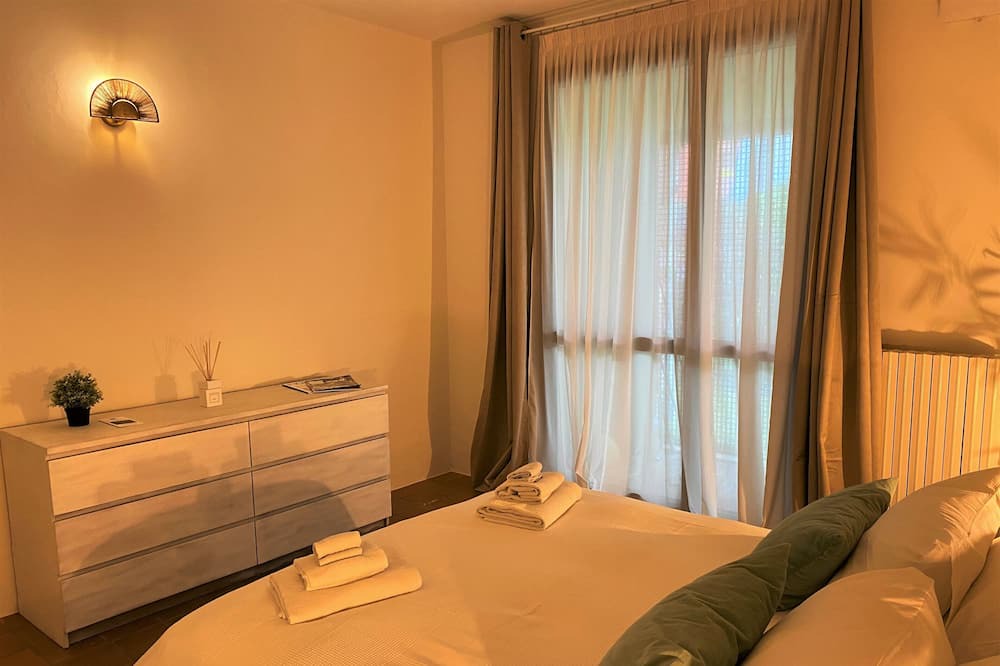Photo of Bedroom in Iseo