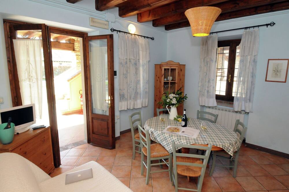 Photo of Livingroom in Monticelli Brusati