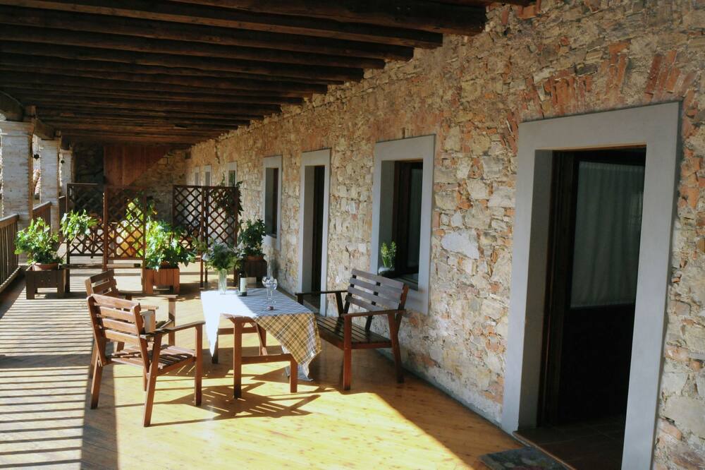Photo of Patio Balcony in Monticelli Brusati