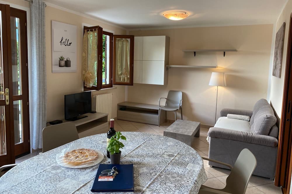 Photo of Livingroom in Idro