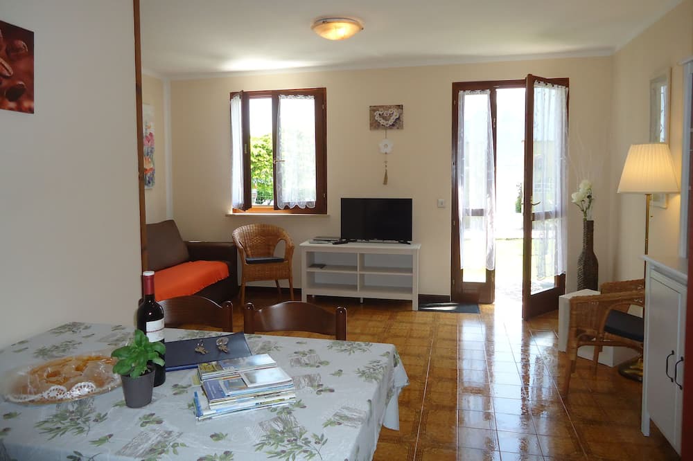 Photo of Livingroom in Idro