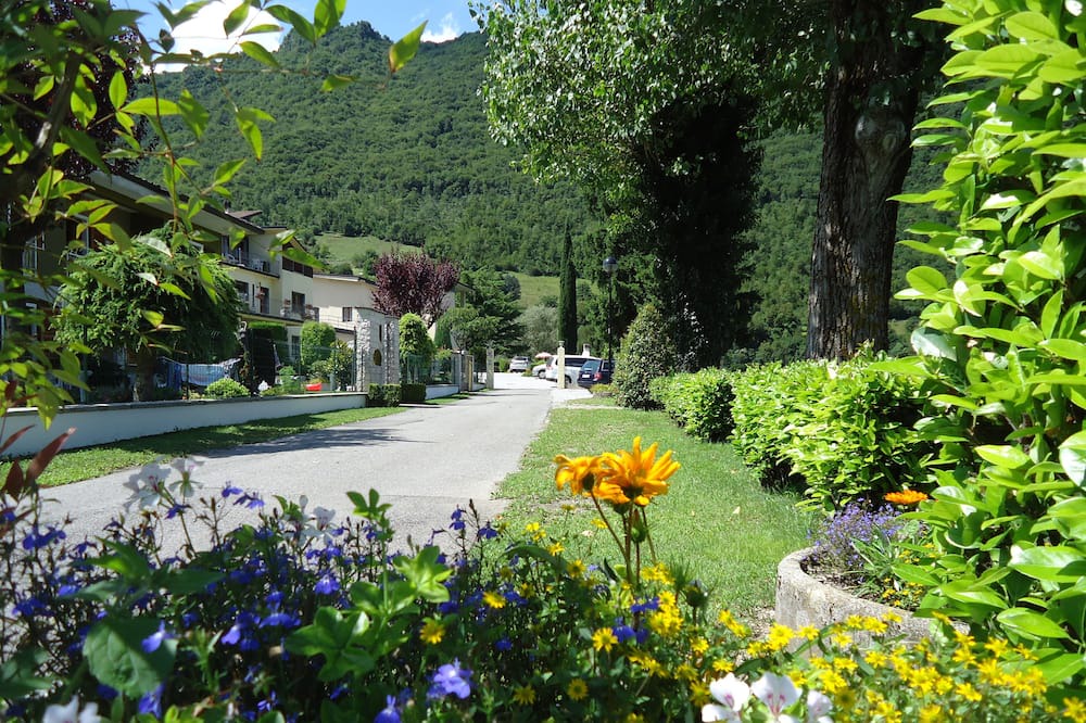 Photo of Outdoor in Idro
