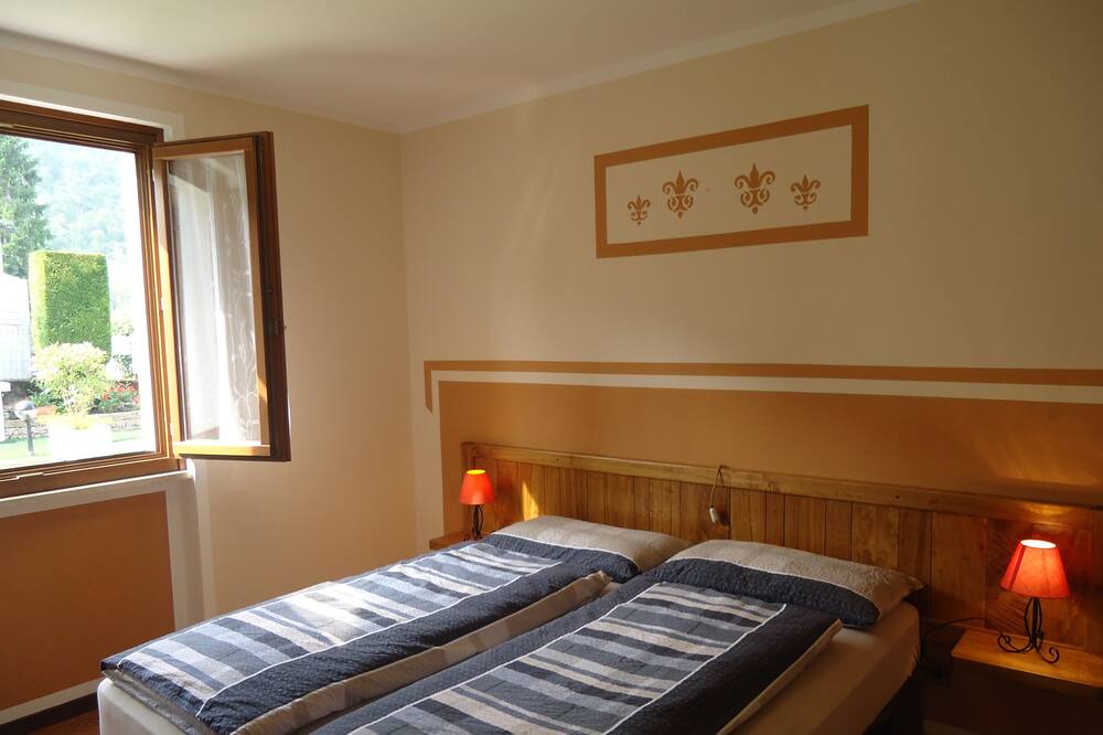 Photo of Bedroom in Idro