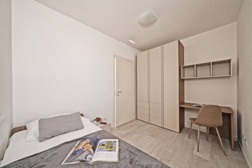 Photo of Bedroom in Toscolano Maderno