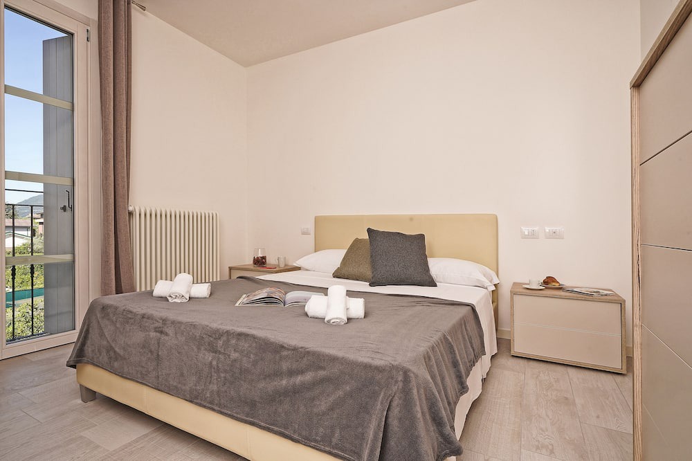 Photo of Bedroom in Toscolano Maderno