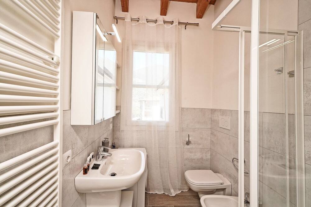 Photo of Bathroom in Toscolano Maderno