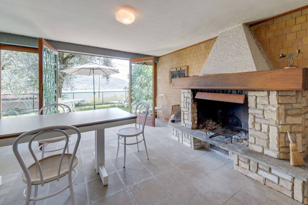 Photo of Livingroom in Sale Marasino