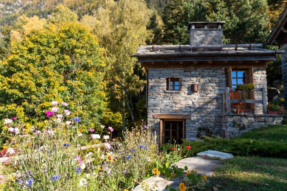 Photo of Outdoor in San Giacomo Filippo