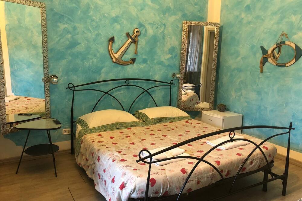 Photo of Bedroom in Rho