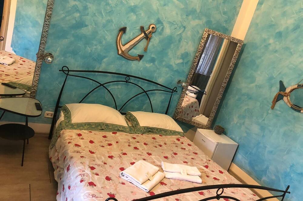 Photo of Bedroom in Rho