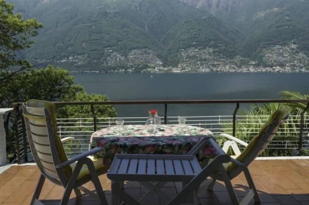 Photo of Patio Balcony in Pino Lago Maggiore