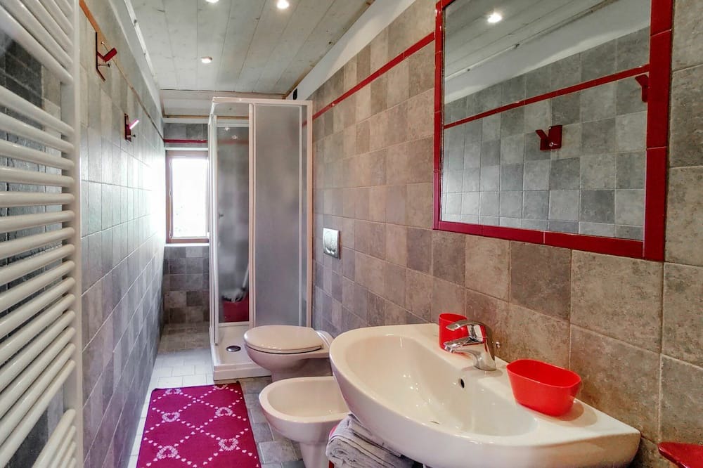 Photo of Bathroom in Peglio