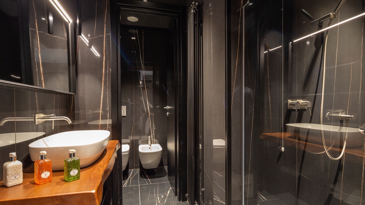 Photo of Bathroom in Scala