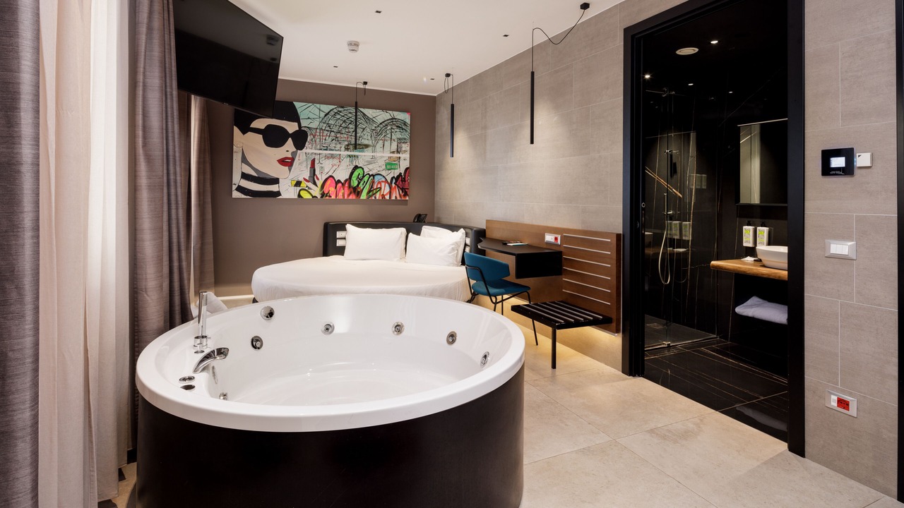 Photo of Bedroom in Scala