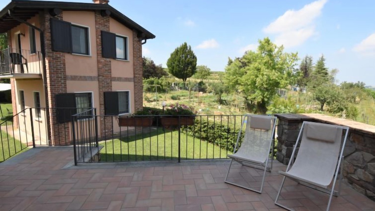 Photo of Outdoor in Castana