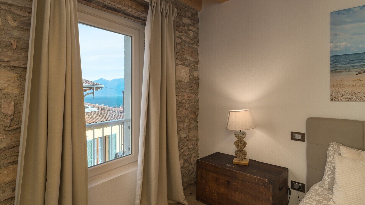 Photo of Bedroom in Roina