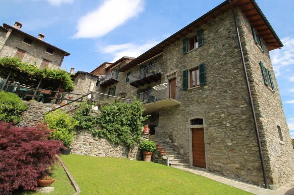 Photo of Outdoor in Vignola