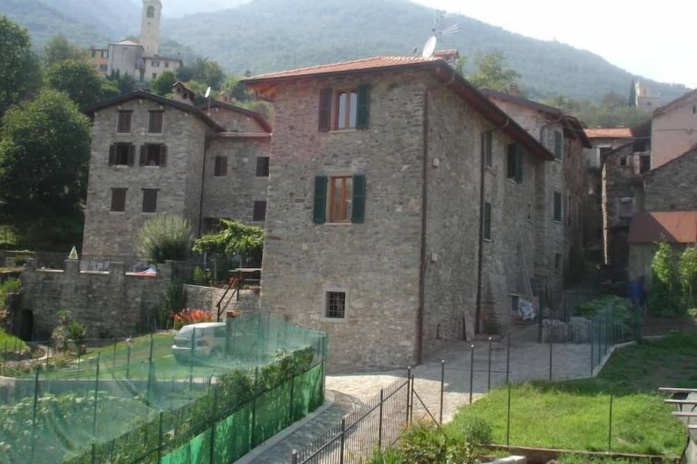 Photo of Outdoor in Vignola