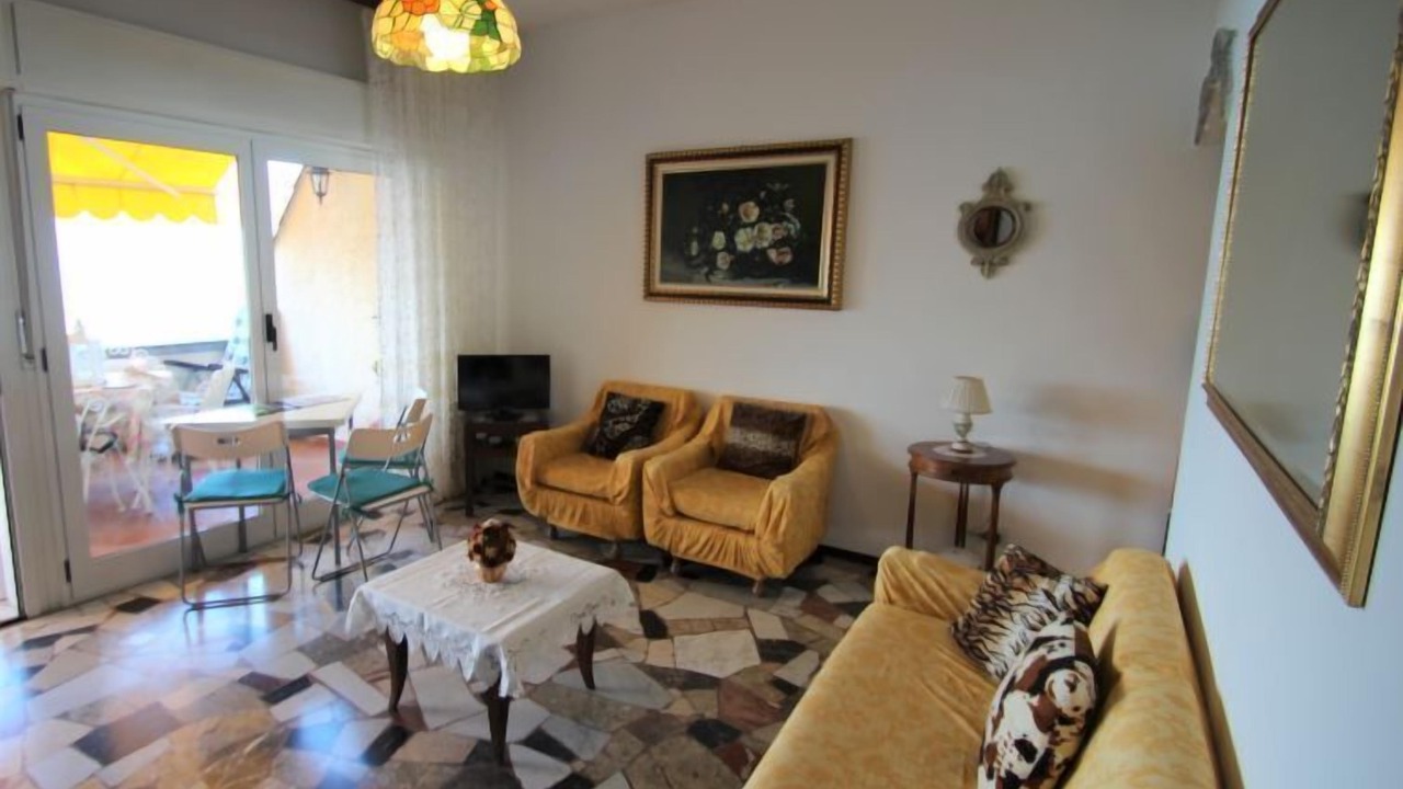Photo of Livingroom in Poppino