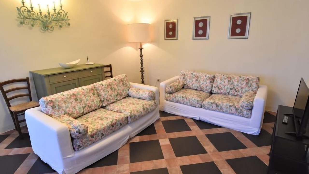 Photo of Livingroom in Castana