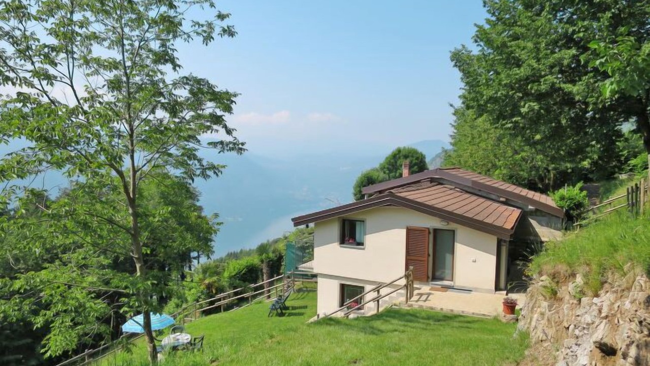 Photo of Outdoor in Corrido