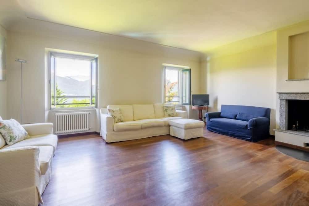 Photo of Livingroom in Porto Valtravaglia