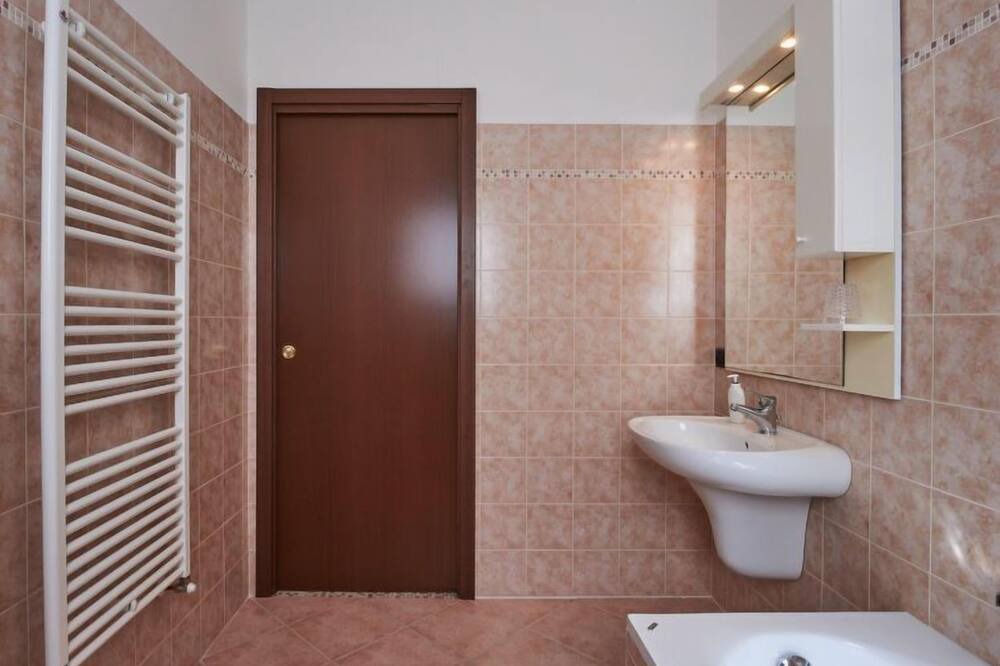 Photo of Bathroom in Maccagno