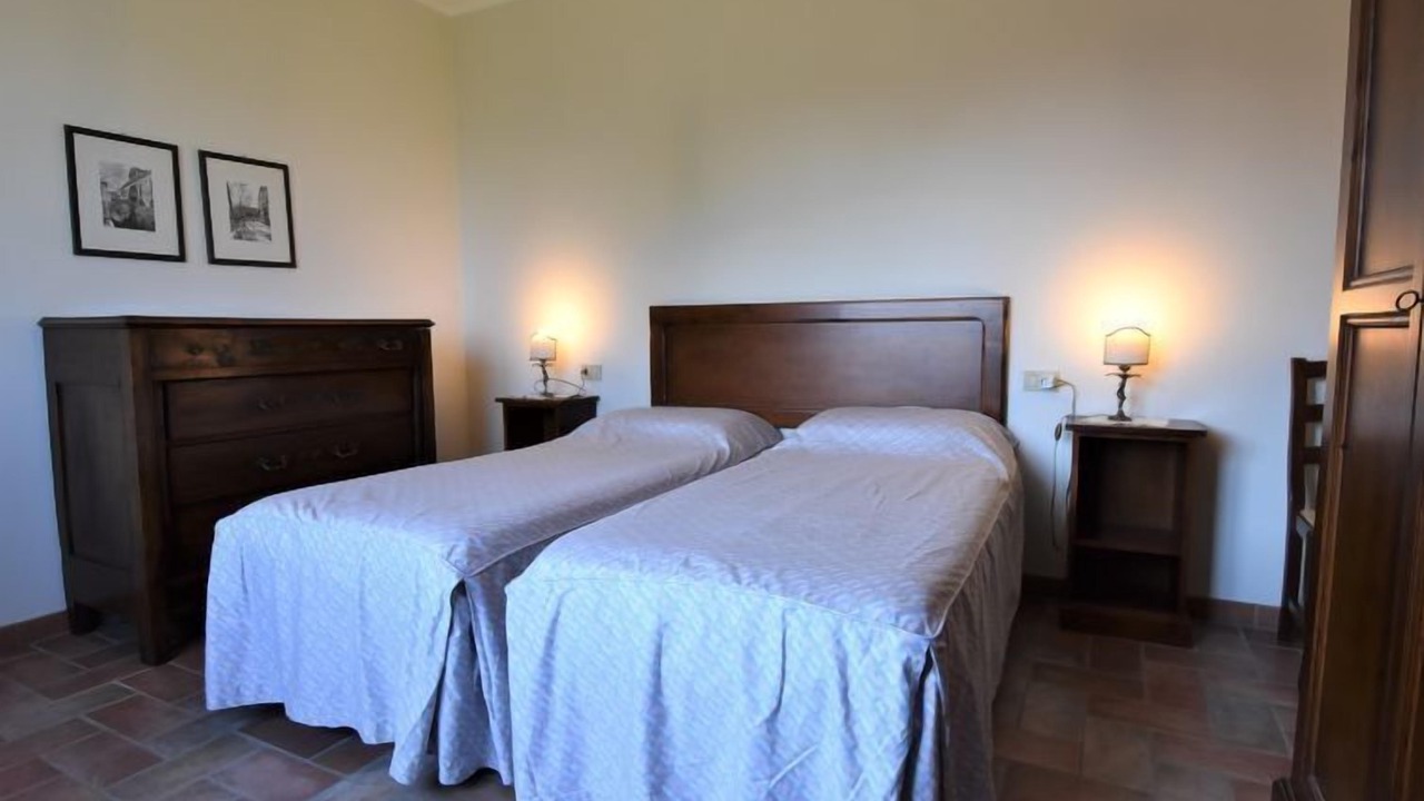 Photo of Bedroom in Castana