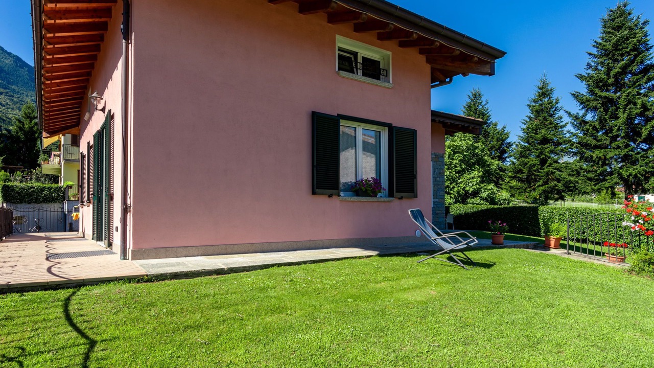 Photo of Outdoor in Colico Piano