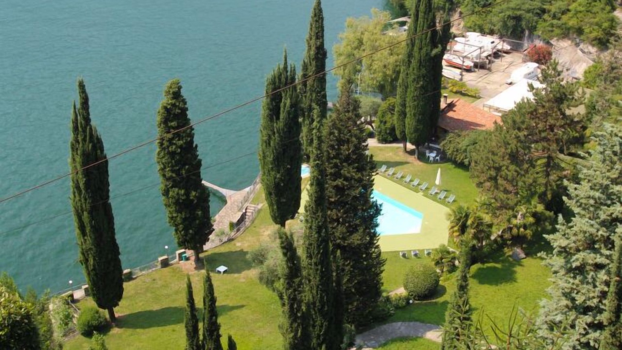 Photo of Others in Faggeto Lario
