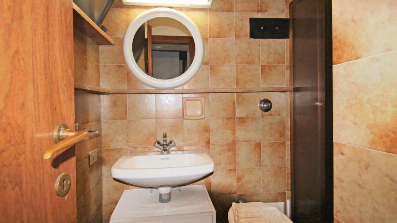 Photo of Bathroom in Faggeto Lario