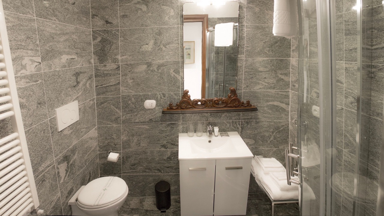 Photo of Bathroom in Chiesa Rossa