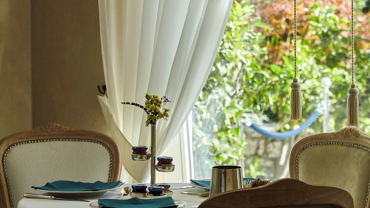 Photo of Bedroom in Gardone Riviera