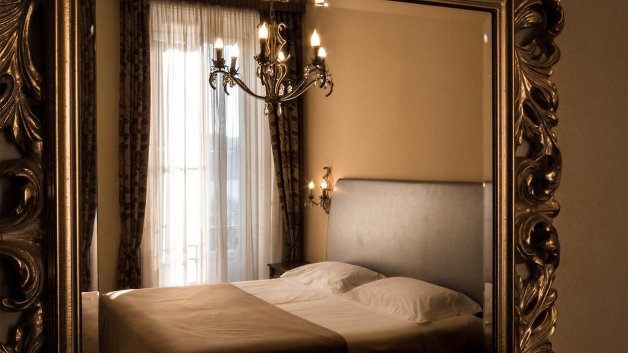 Photo of Bedroom in Varano Borghi