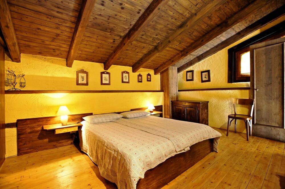 Photo of Bedroom in Rancio Valcuvia