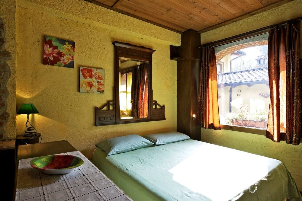 Photo of Bedroom in Rancio Valcuvia