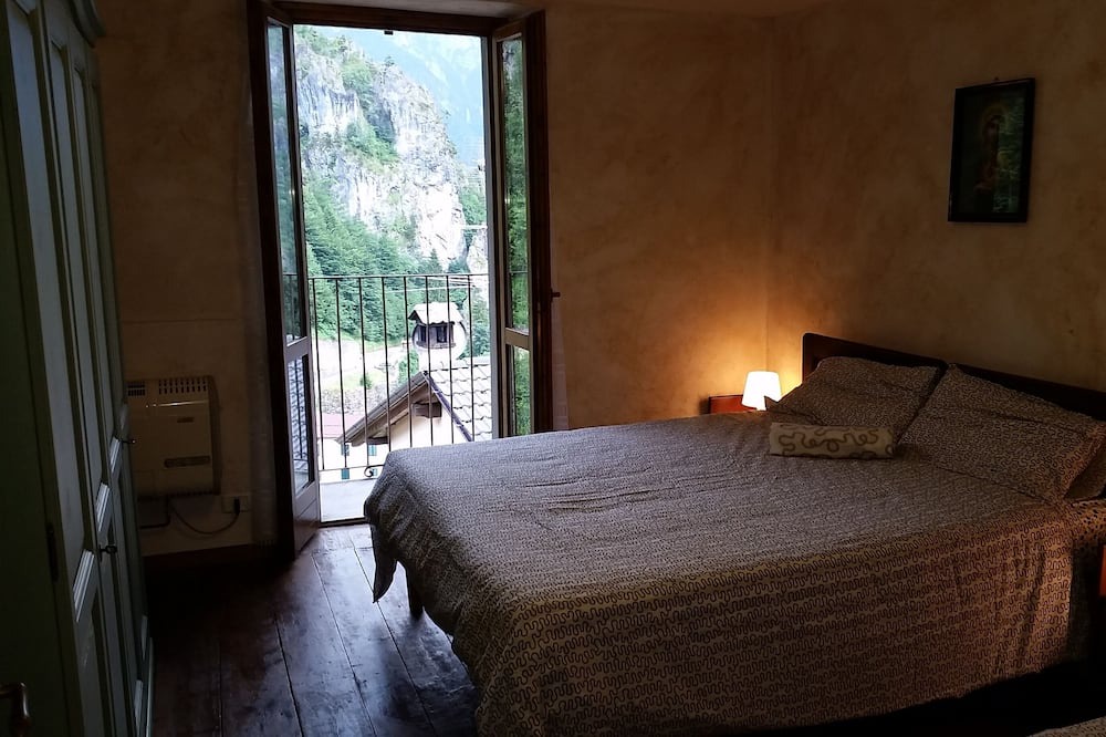 Photo of Bedroom in Ornica