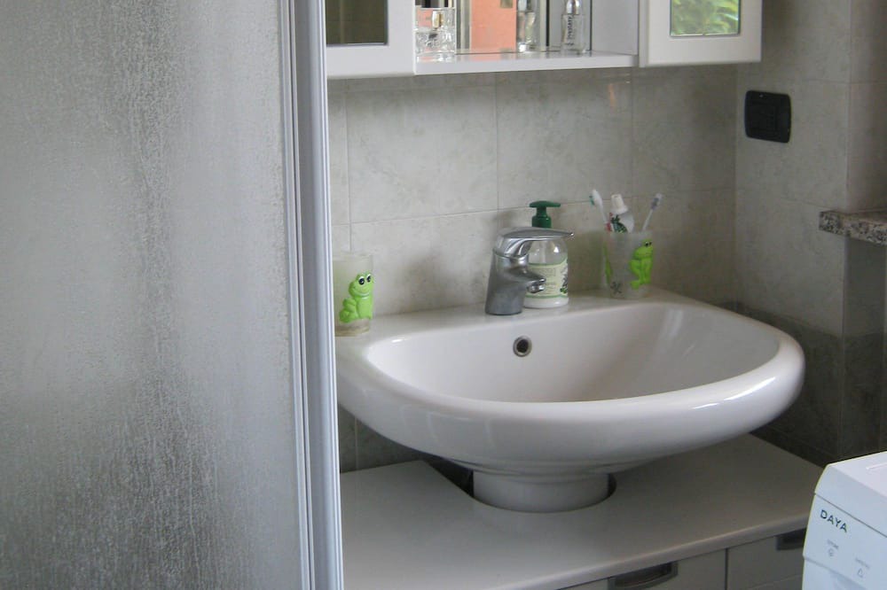 Photo of Bathroom in Busnago