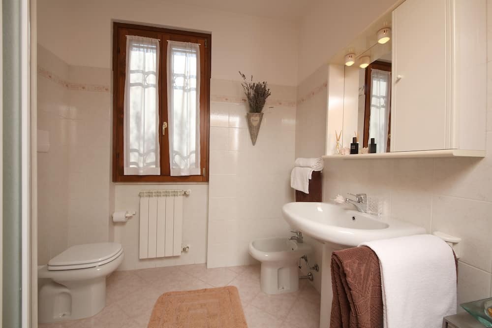 Photo of Bathroom in Manerba del Garda