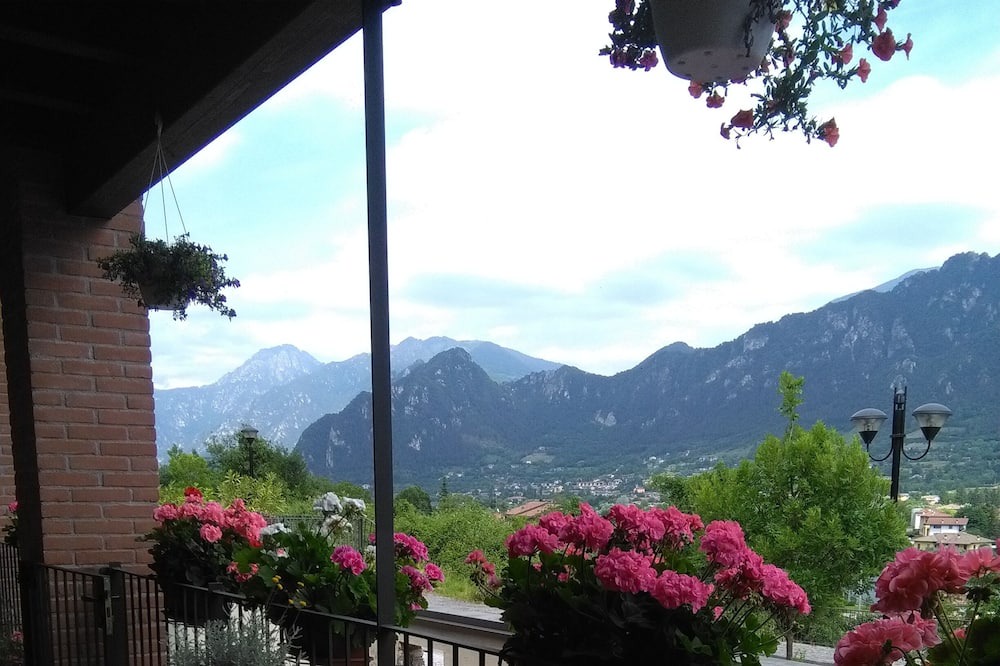 Photo of Patio Balcony in Pieve Vecchia