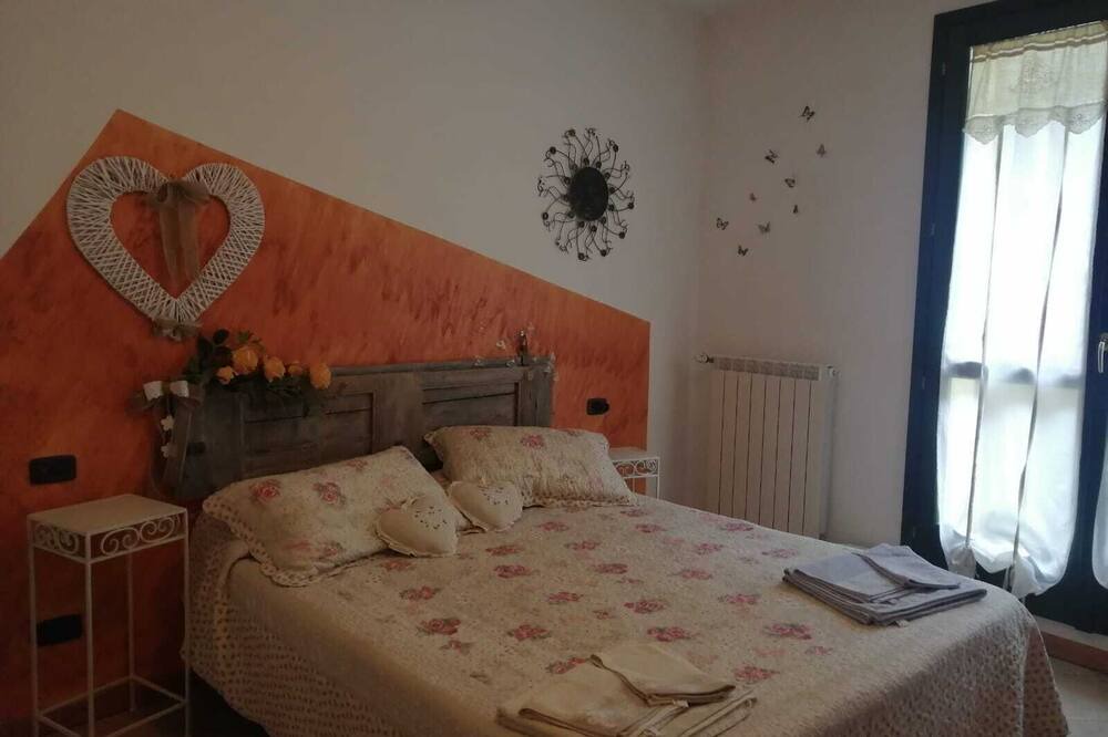 Photo of Bedroom in Pieve Vecchia
