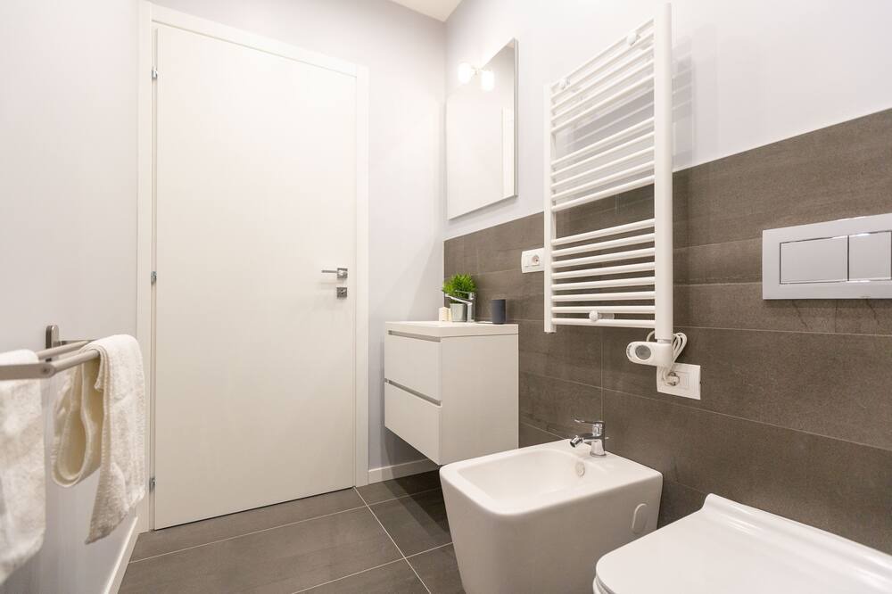Photo of Bathroom in Turro