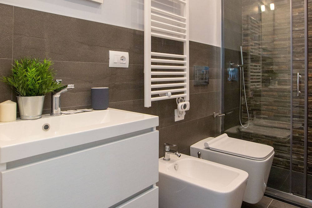 Photo of Bathroom in Turro