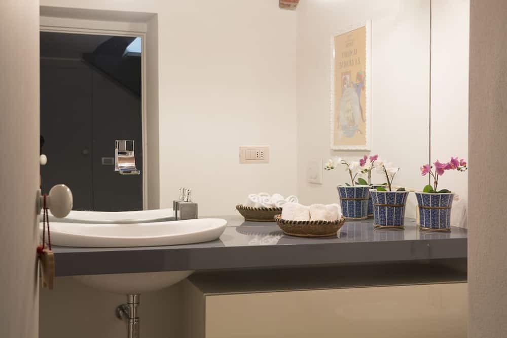 Photo of Bathroom in Tremezzina
