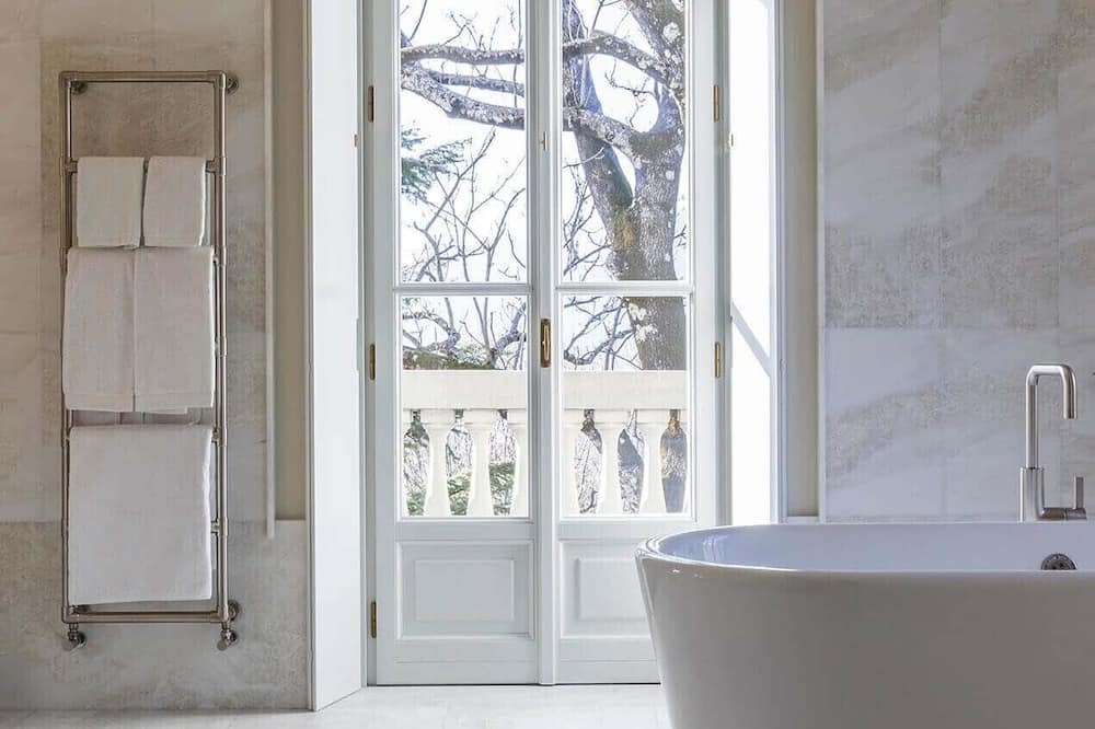Photo of Bathroom in Argegno
