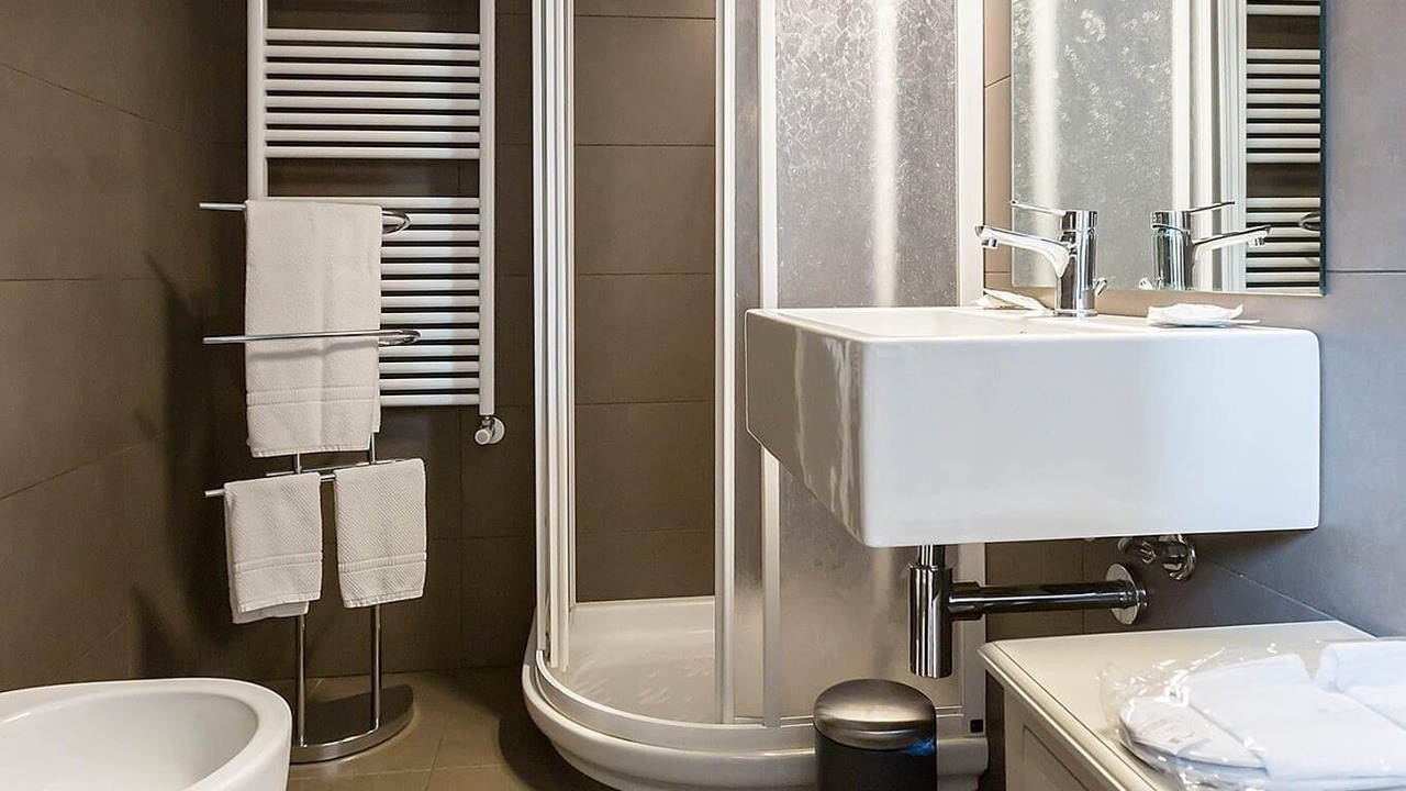 Photo of Bathroom in Rho