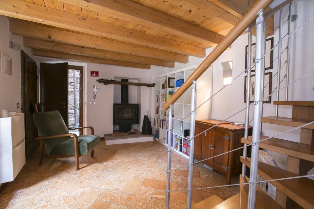 Photo of Livingroom in Brienno