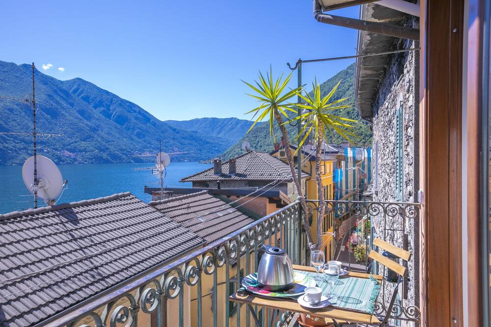 Photo of Patio Balcony in Brienno